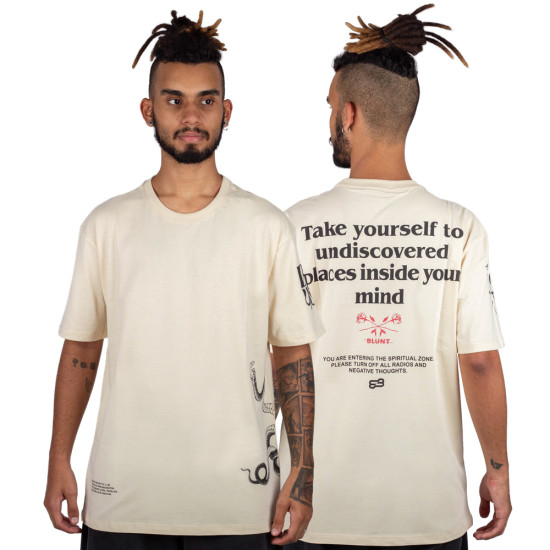 Camiseta Blunt Undiscovered Areia
