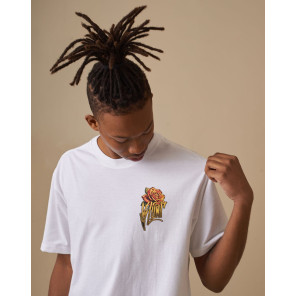 Camiseta Blunt Scorpion Flower Branco