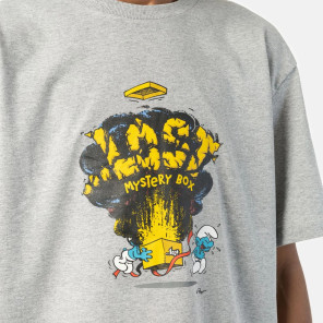 Camiseta Lost Smurfs Mistery Box Cinza