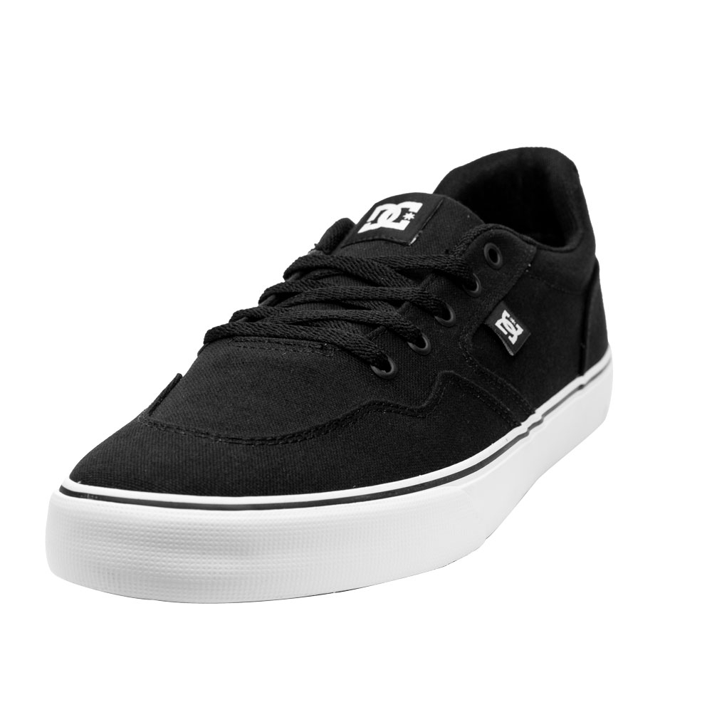 dc shoes rowlan tx